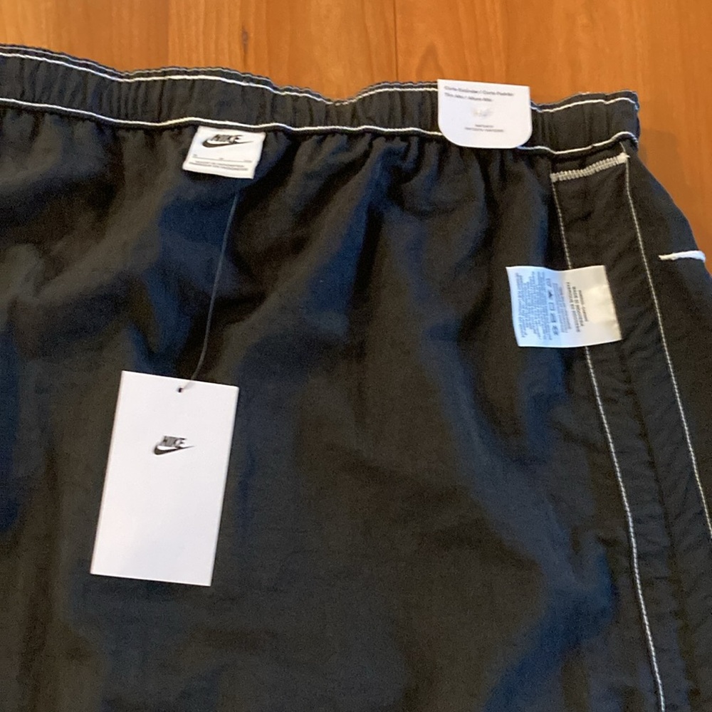 Nike sportswear, nylon swoosh skirt - Picture 11 of 12